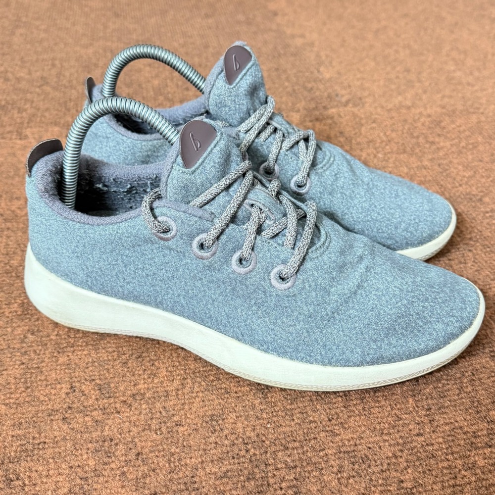 Allbirds Wool Runners Mens 8 Grey Merino Wool Low Top Sneakers 0721 NV1